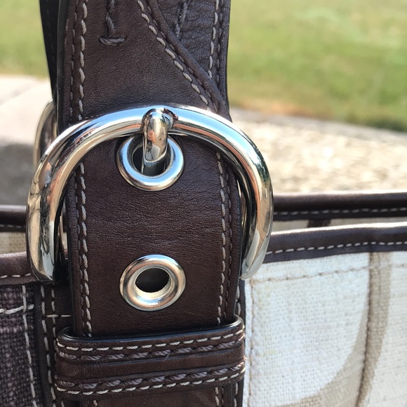 Great condition Base 6” by 15” depth 7 “ - Picture 6 of 6